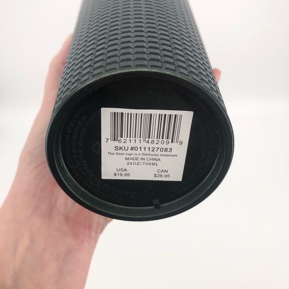 Starbucks 2021 Winter Holiday Jeweled Tumbler Cold Cup 24oz Green IN HAND NEW - Picture 5 of 7